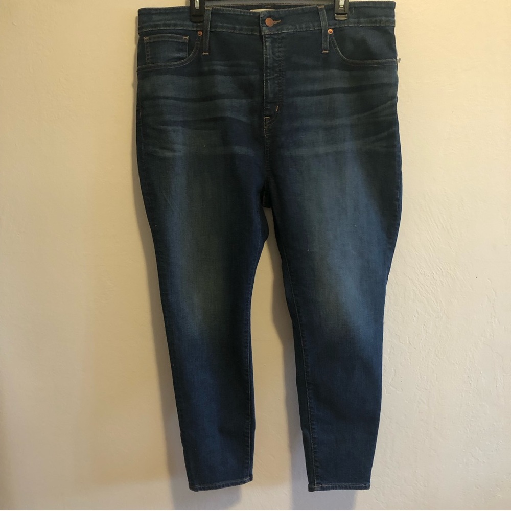 Madewell Curvy High- Rinse skinny jeans